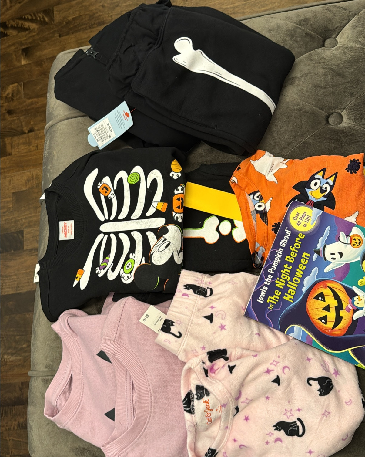 #halloween #kids #halloweenstyle #halloweenpajams #halloweensweater #halloweenbook

#LTKKids #LTKSeasonal #LTKFindsUnder50