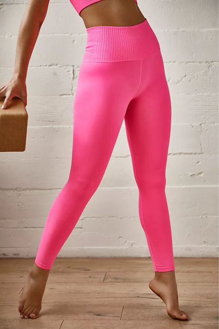 The BEST leggings! 15 color options! I wear the xs/s size!