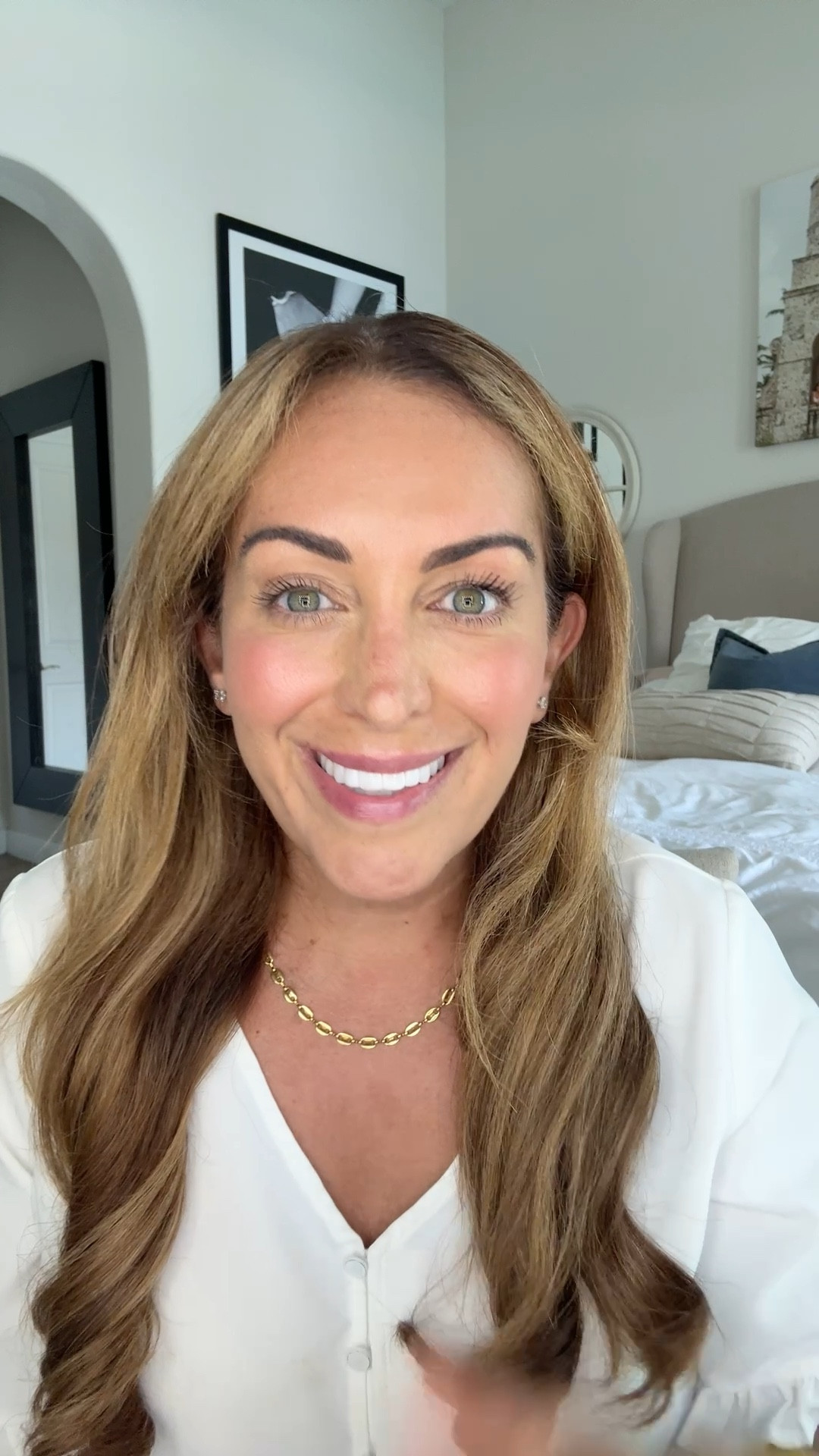 ✨Hey guys, I’m Briana!✨
A Palm Beach–based lifestyle & travel creator, wife, and mama of two 💕. On my LTK you’ll find:
🌴 Everyday, mom-friendly style with a Palm Beach twist.
💄 Beauty products I actually use & love.
✈️ Family travel must-haves.
🏡 Home touches that spark joy.

My goal? To make life a little easier, a little prettier, and a whole lot more fun. 💫

👉🏼Tap follow to join me for style, sunshine, and a little sparkle along the way! ✨ 


#LTKBeauty #LTKFamily #LTKOver40