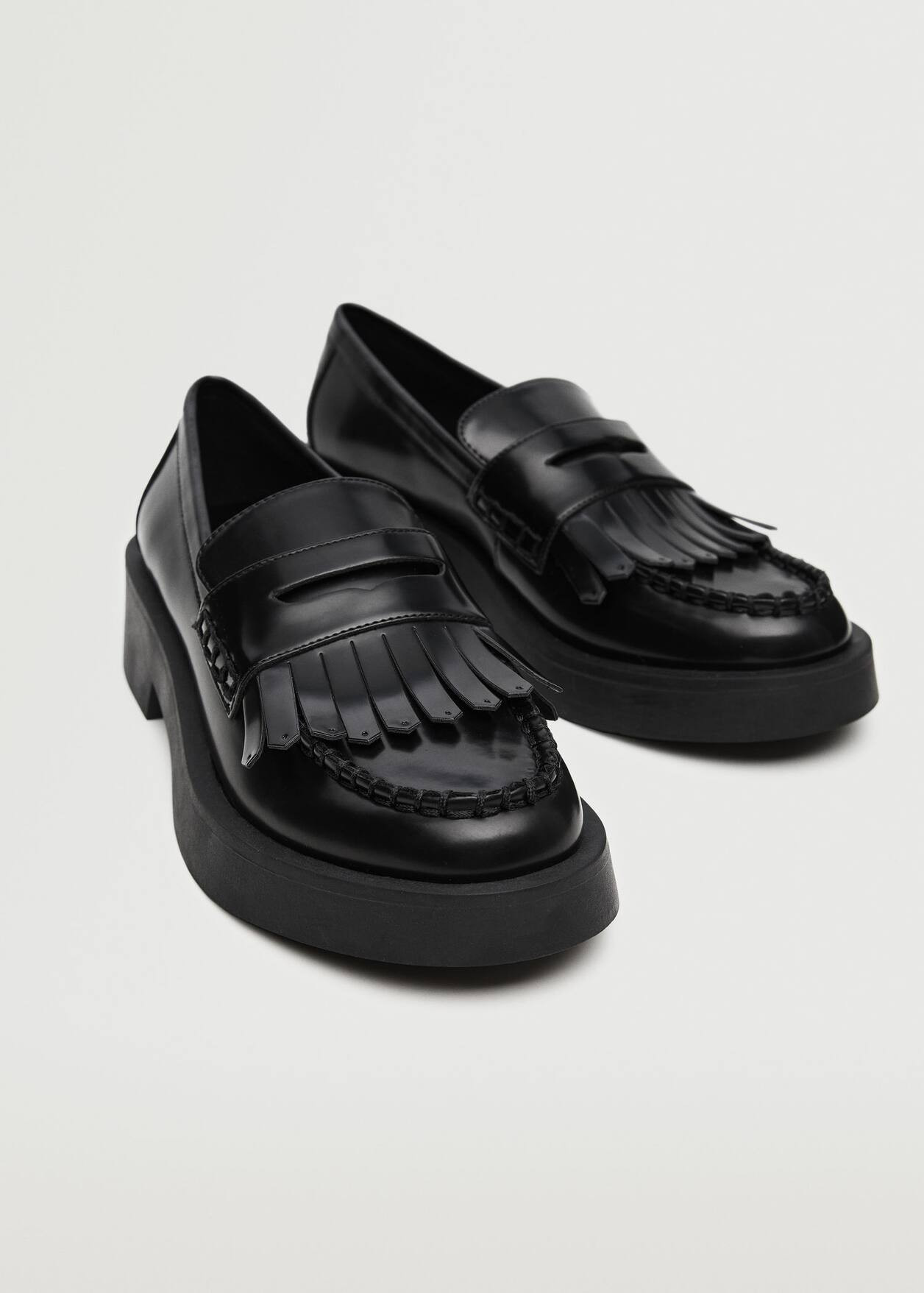 Fringe patent loafers | MANGO (UK)