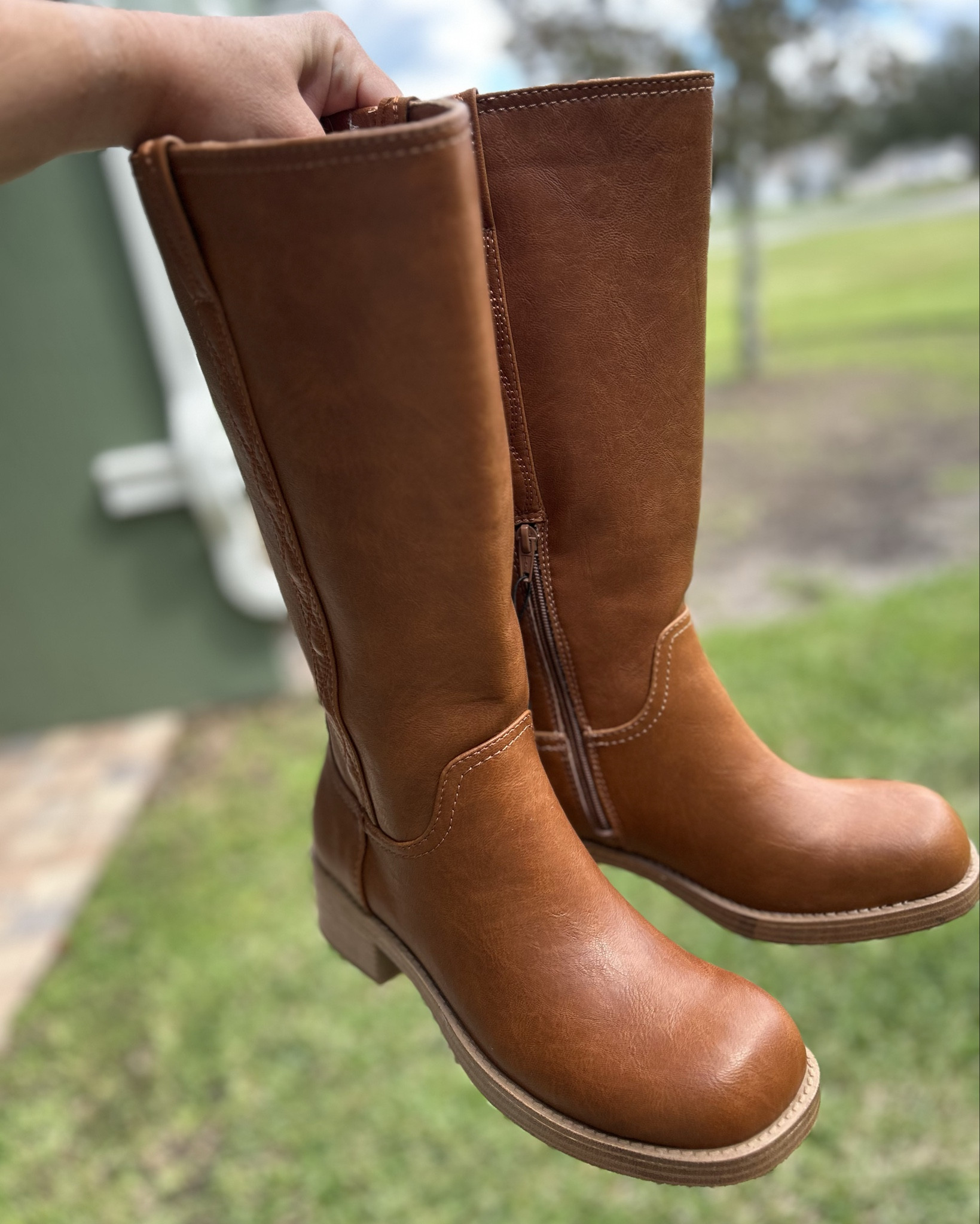 Guys these boots are GOLD! So cute AND comfortable! Huge sellout risk because the price point is sooo good. 😍 #walmartpartner #walmartfind #walmartfashion #walmartshoes #boots #womensboots 

#LTKSeasonal #LTKShoeCrush #LTKFindsUnder50