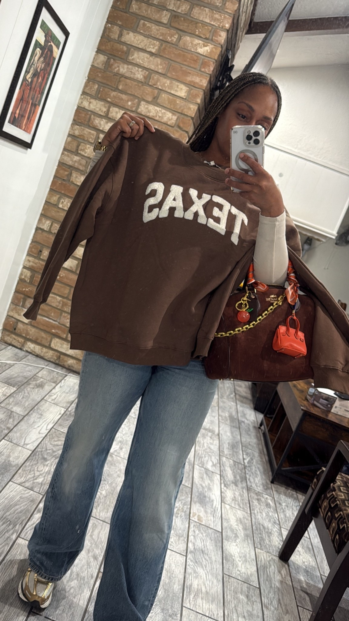 I can’t believe this sweatshirt was $15!

#LTKFindsUnder50 #LTKSeasonal #LTKStyleTip