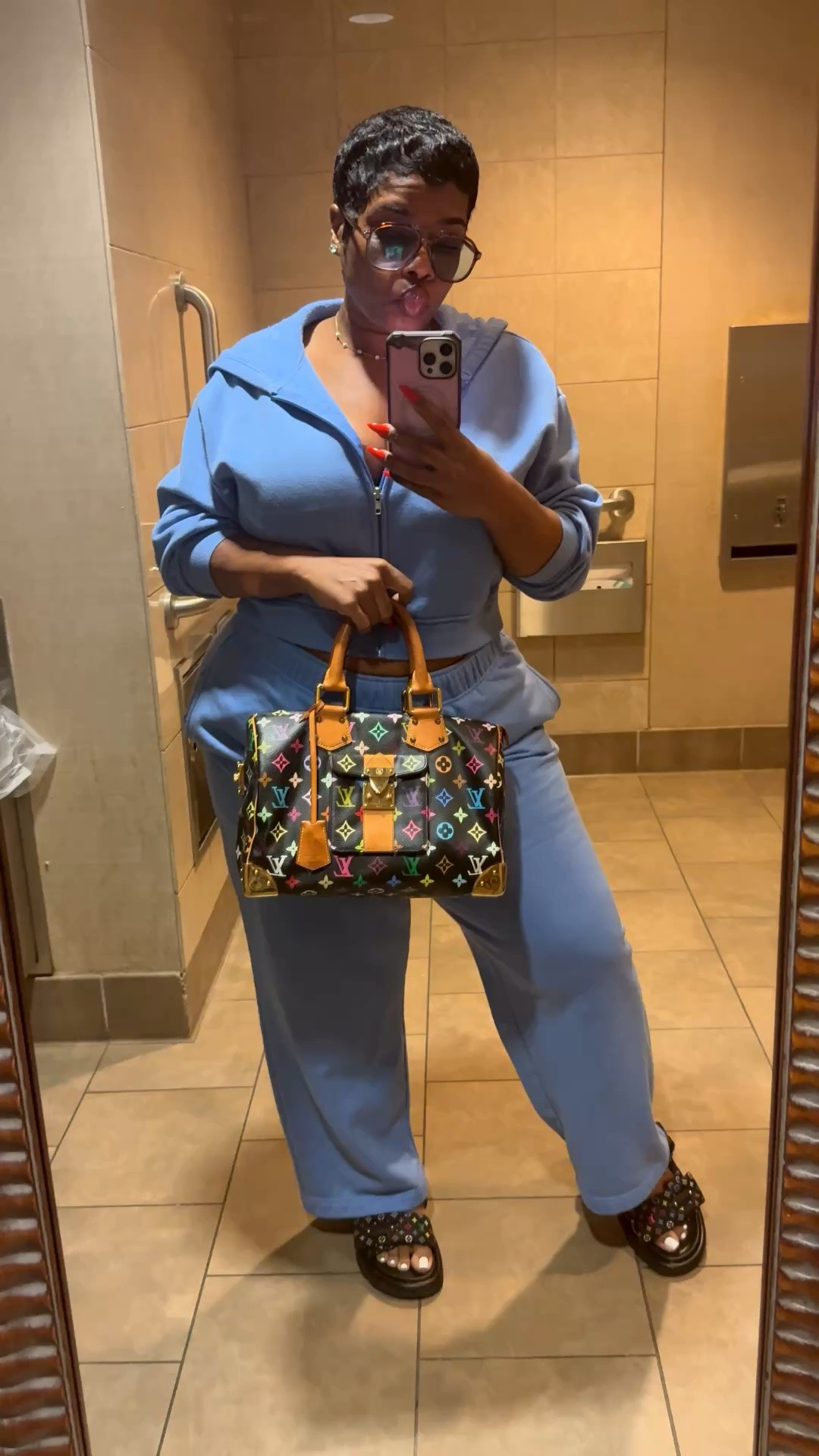 Shopping 🛍️

#LTKootd #LTKmomlife #LTKPlusSize