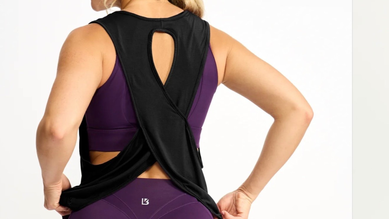 One of my favorites the Iris Tank! #buffbunny

#LTKActive #LTKfitnessgoals #LTKTall