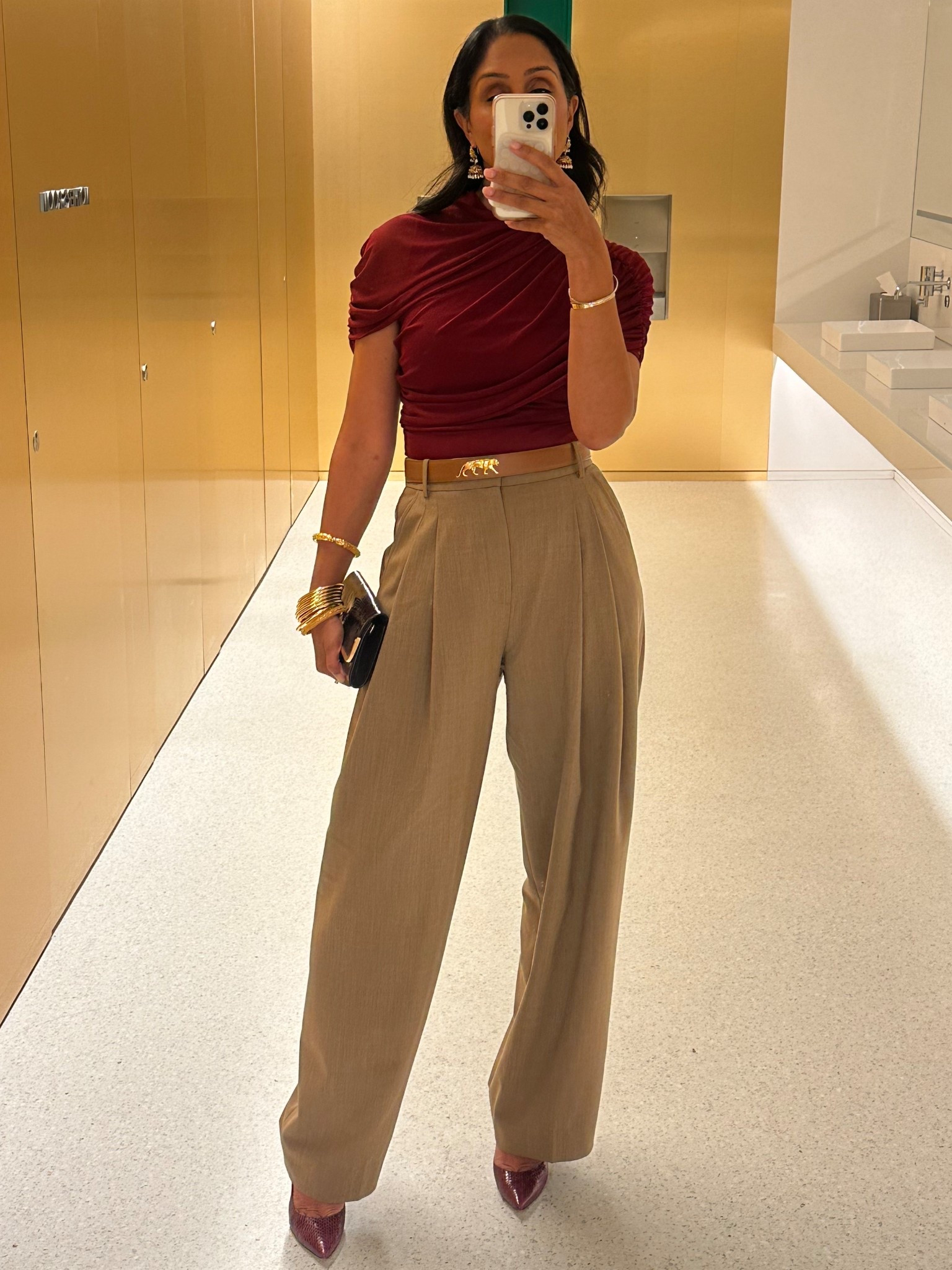 The drape and colour on this top is so beautiful 


#LTKmodest #LTKpartywear #LTKcanada