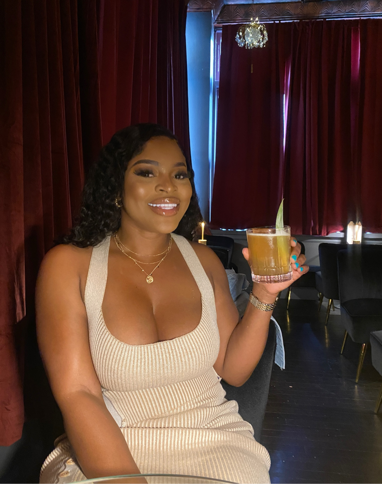 Shop shoes and bags 

#LTKshoecrush #LTKcurves #LTKFind