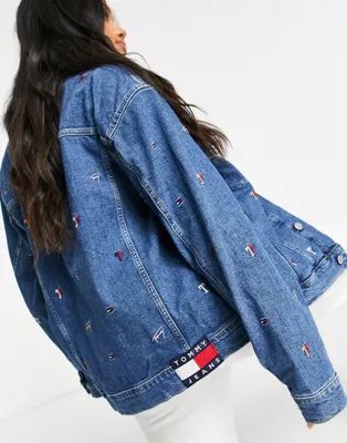 Tommy Jeans embroidery oversize trucker jacket in midwash blue | ASOS (Global)