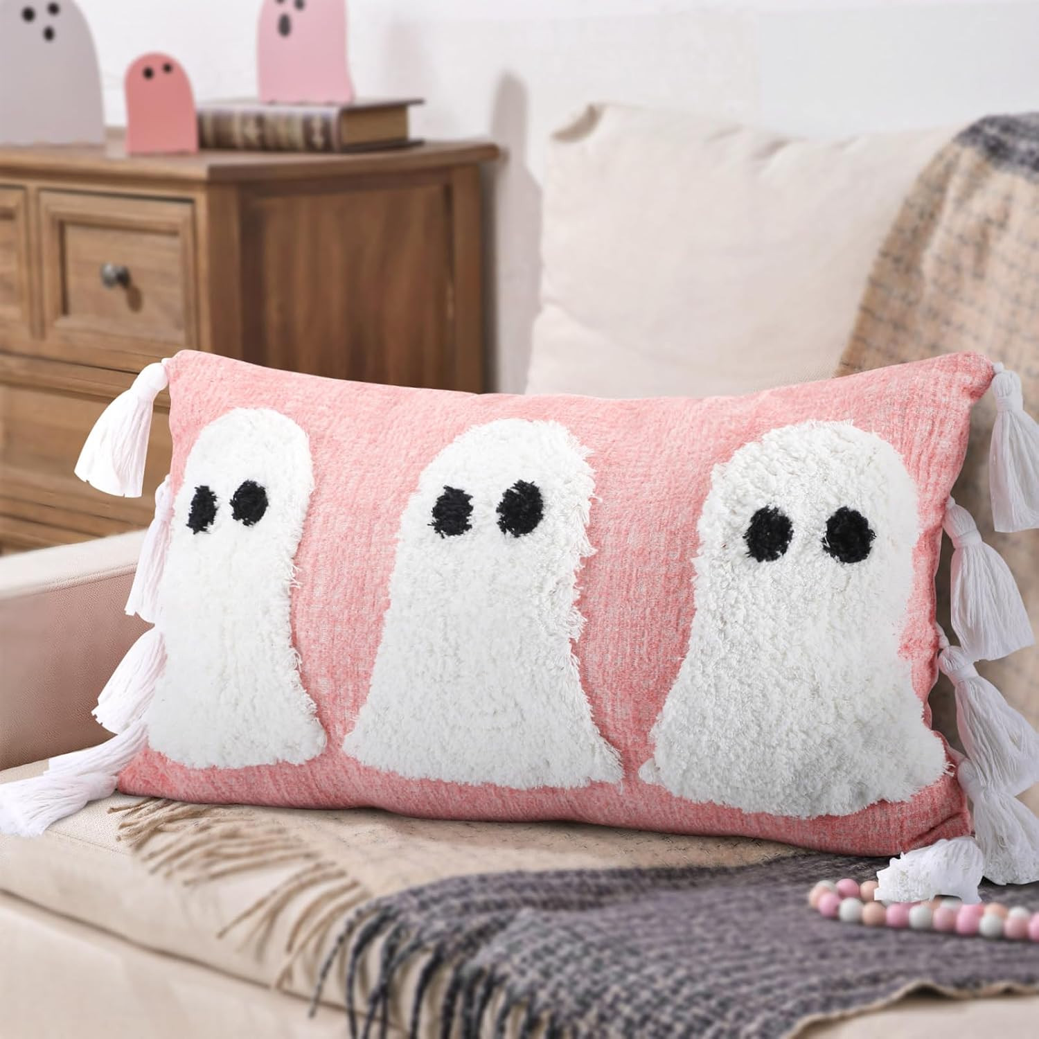 Yuntau Pink Ghost Halloween Pillow Cover 12x20, Tufted Lumbar Pillow Case | Amazon (US)