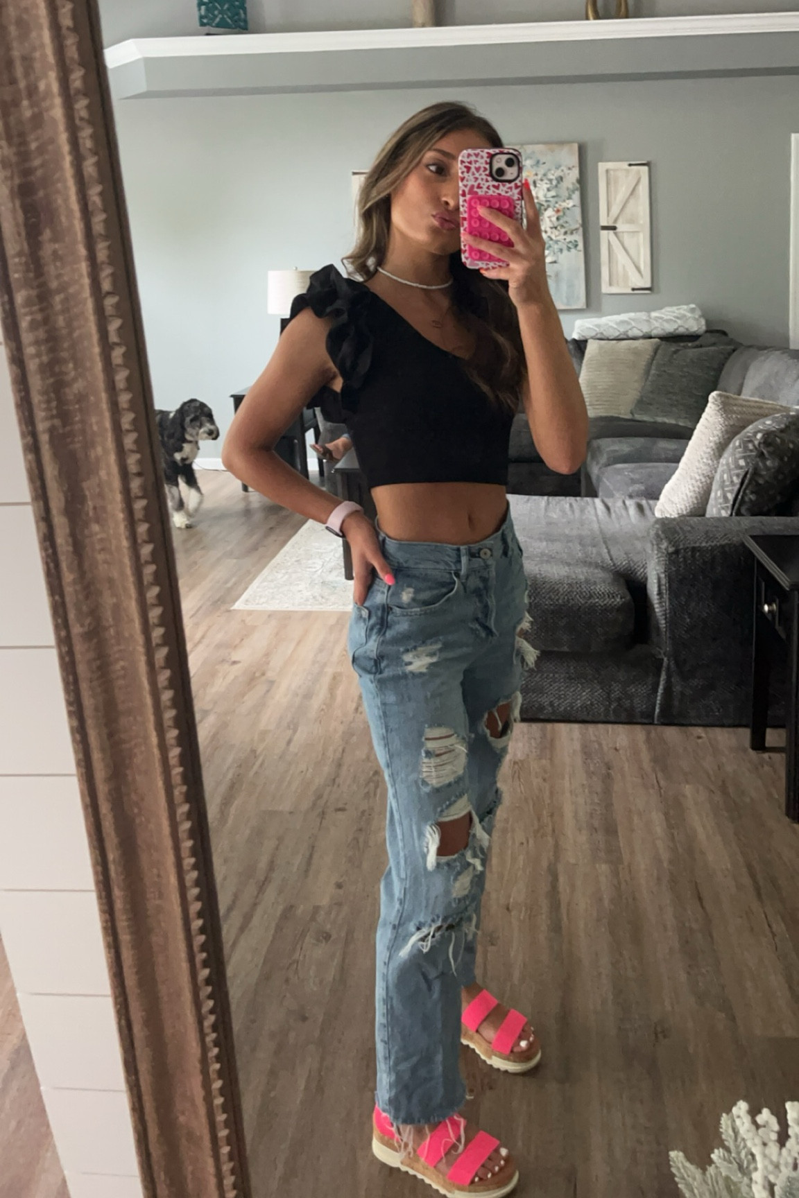 open house fit

jeans are sold out from pacsun but i linked some similar ones for american eaglee