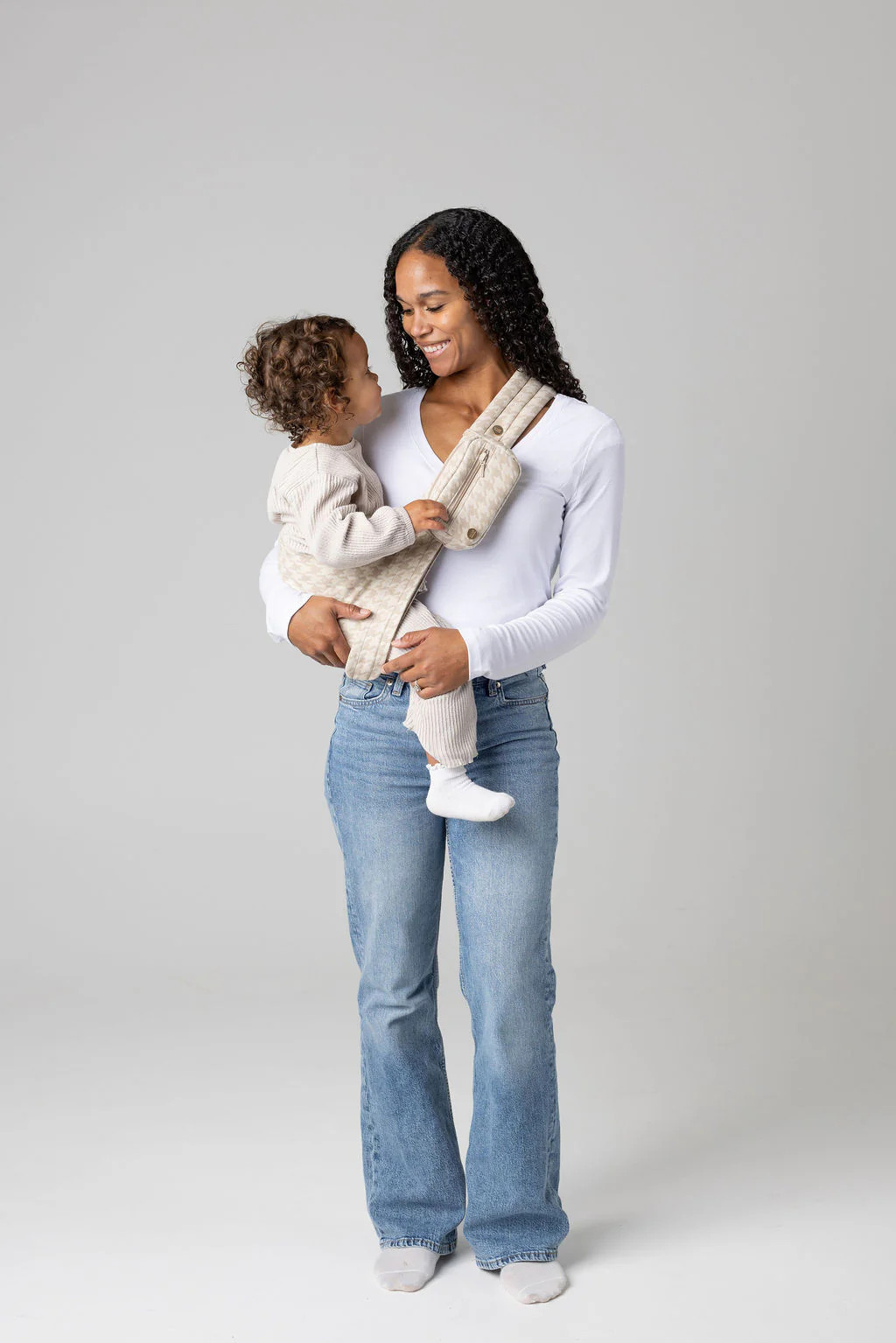 The Monarch Toddler Sling - Houndstooth | Mabē