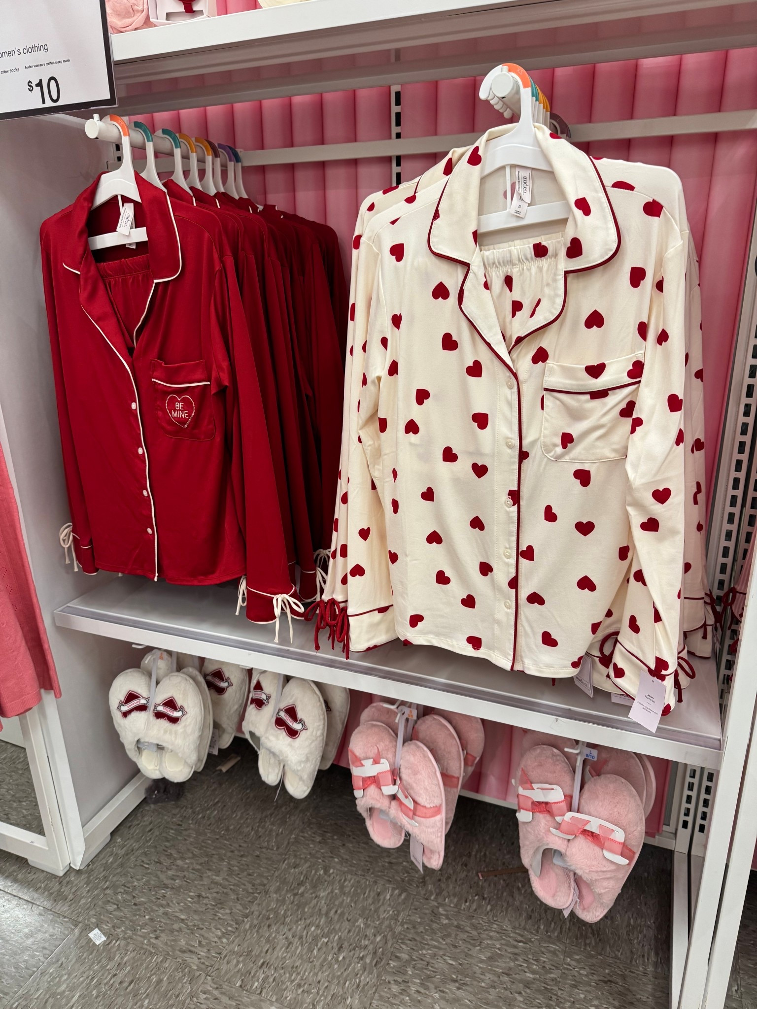 Super cute Valentines pjs. The material is so soft and breathable!! 