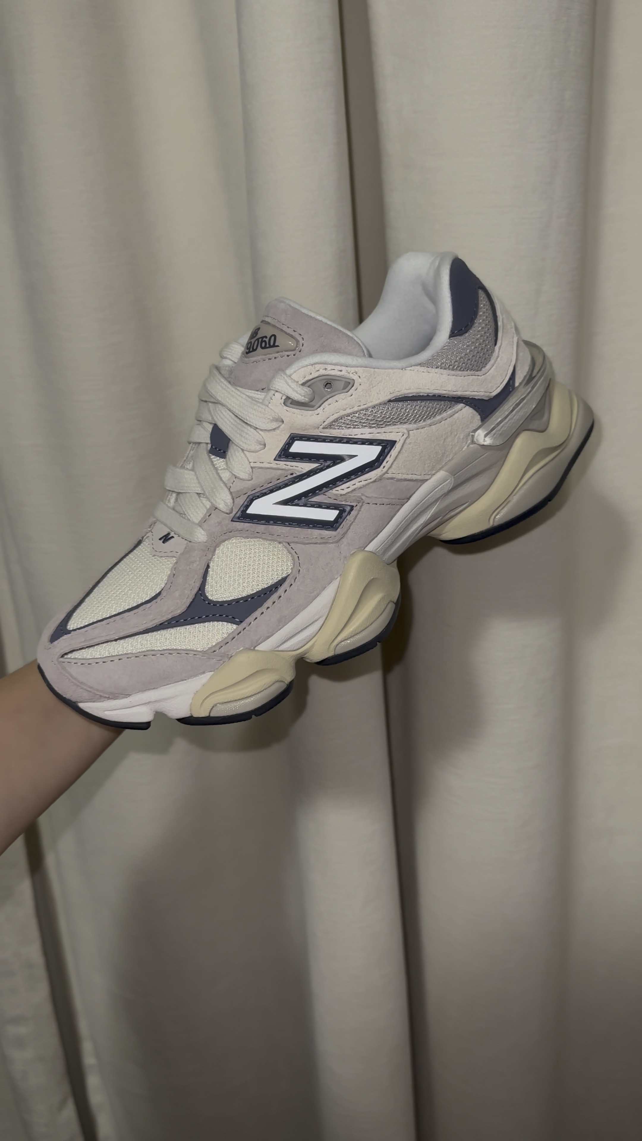I’m obsessed with these NB 9060’s 🤍

#LTKVideo #LTKshoecrush #LTKstyletip