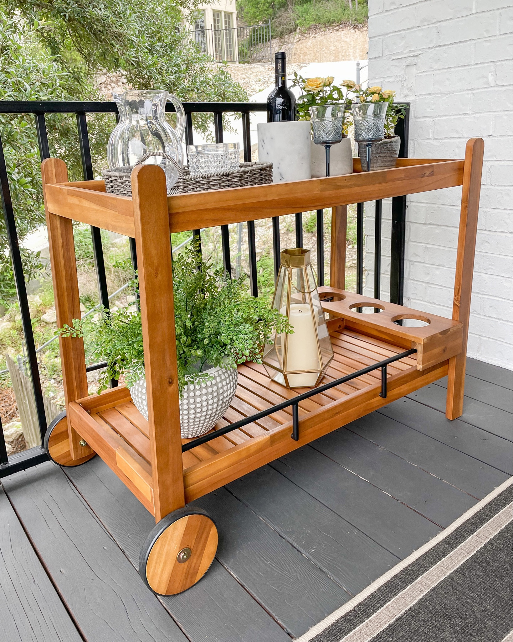 Under $150 outdoor bar cart that is perfect for a patio, balcony or deck! On sale at Wayfair!



#LTKhome #LTKsalealert #LTKSeasonal