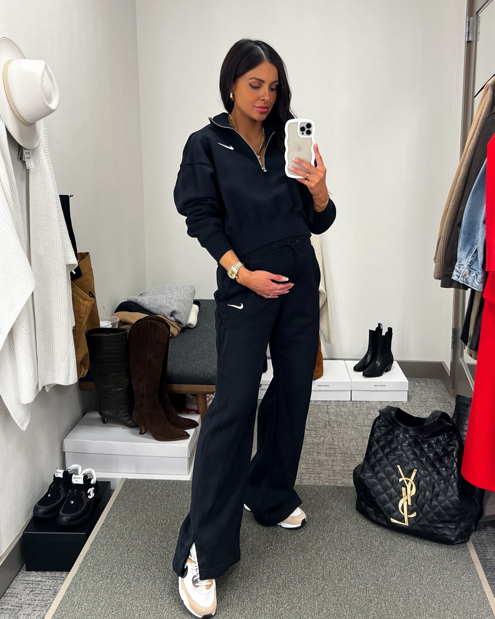 Nordstrom anniversary sale outfit / NSALE style picks
Nike sweatsuit 
Nike half zip sweatshirt
Nike sweatpants 
Nike sneakers 

#LTKxNSale #LTKActive #LTKFindsUnder100