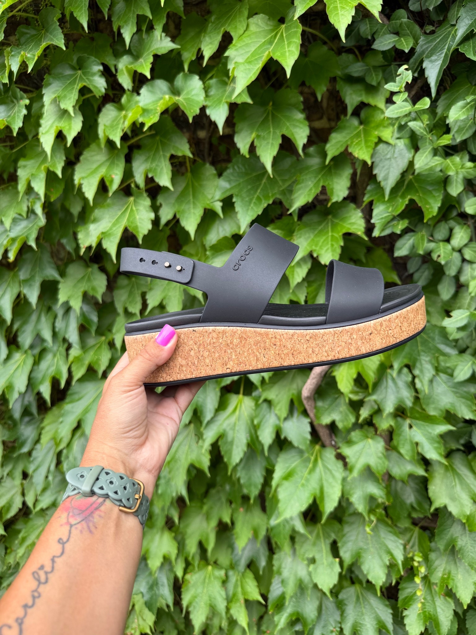 We gotta talk about these sandals. So my very pregnant (& heavy) self walked a 5K yesterday morning and my feet were a little sore. I put these on to go to dinner later on that evening and these were like HEAVEN on my feet!! 

#LTKFindsUnder100 #LTKBump #LTKShoeCrush