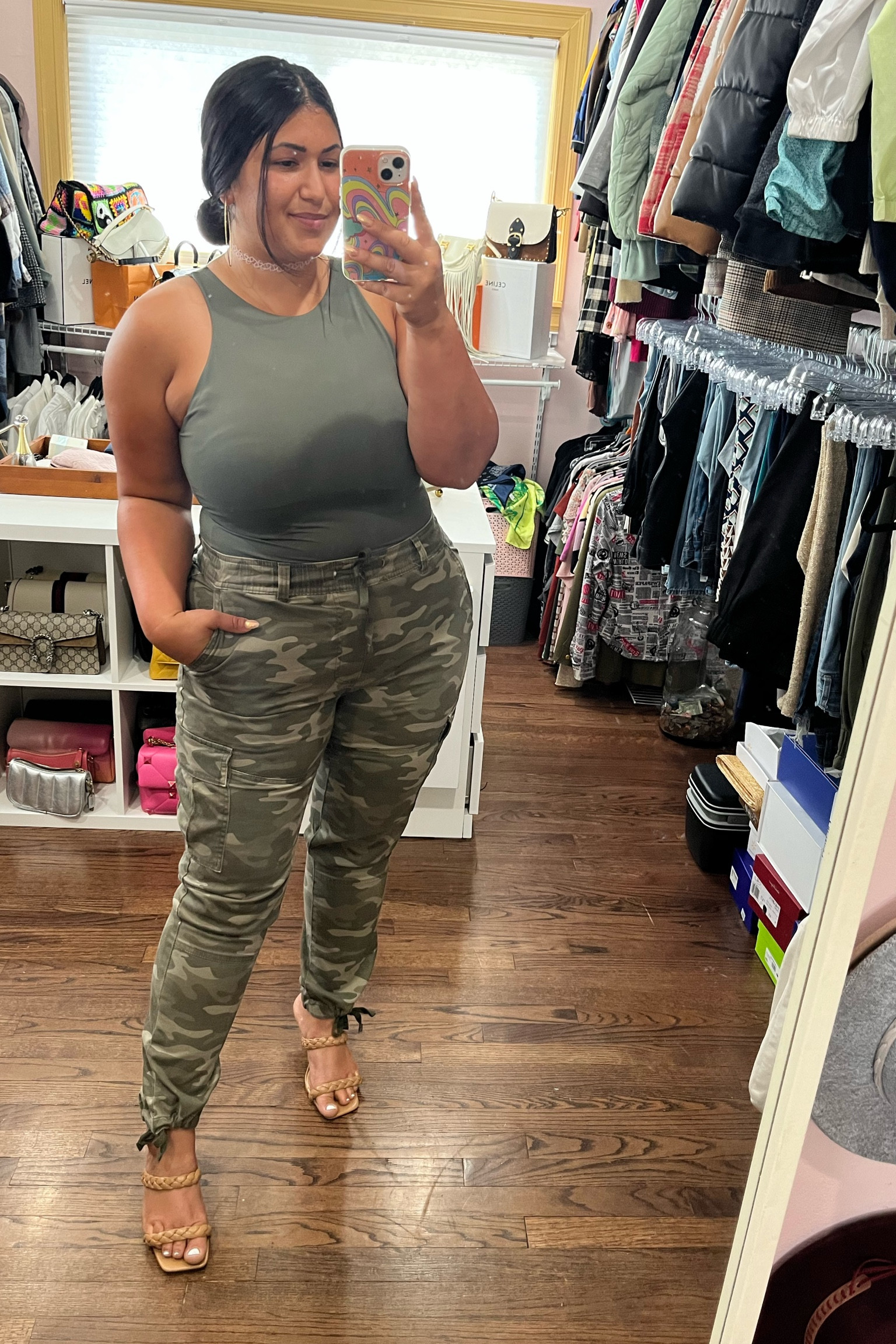 I wish these no boundaries cargo pants were available online because EVERYONE needs a pair (by the way they are from the mens section )

#LTKfit #LTKcurves #LTKunder50