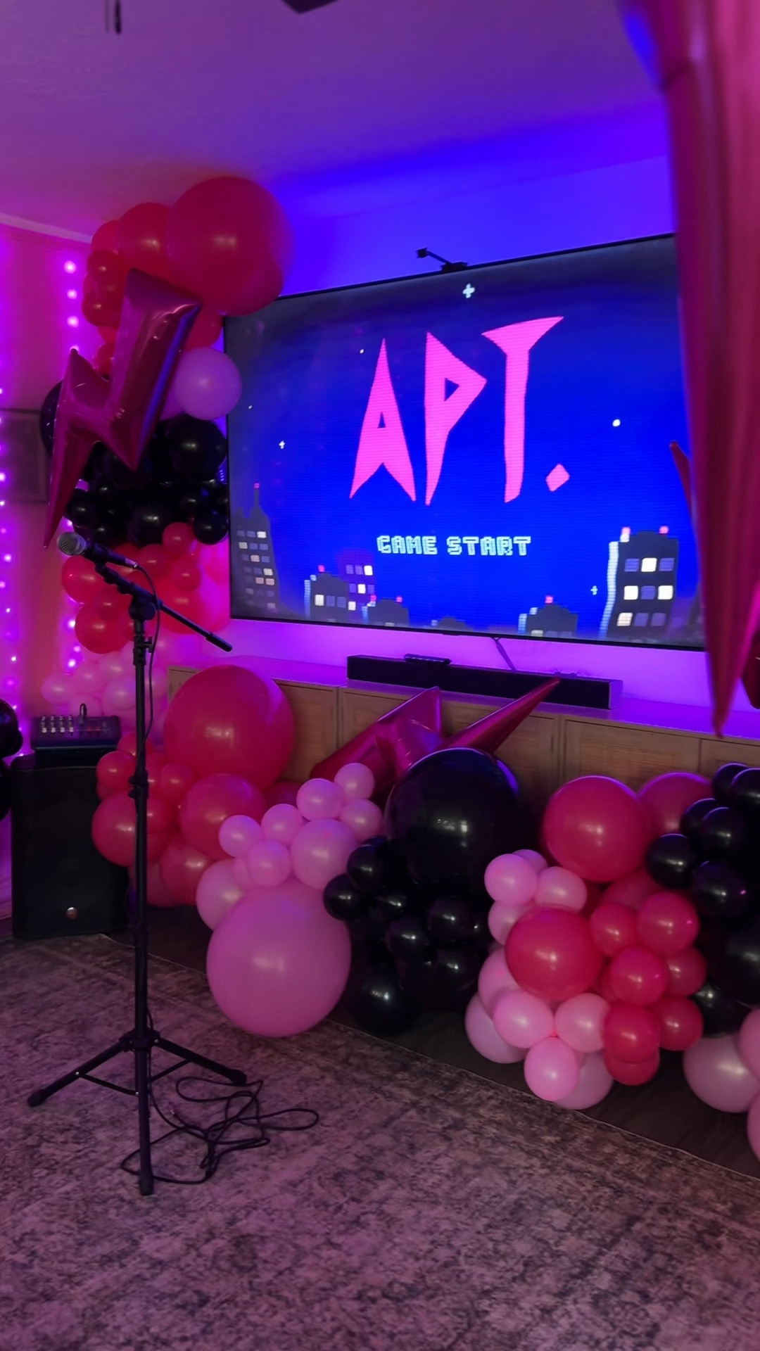 Kpop APT themed birthday partyy