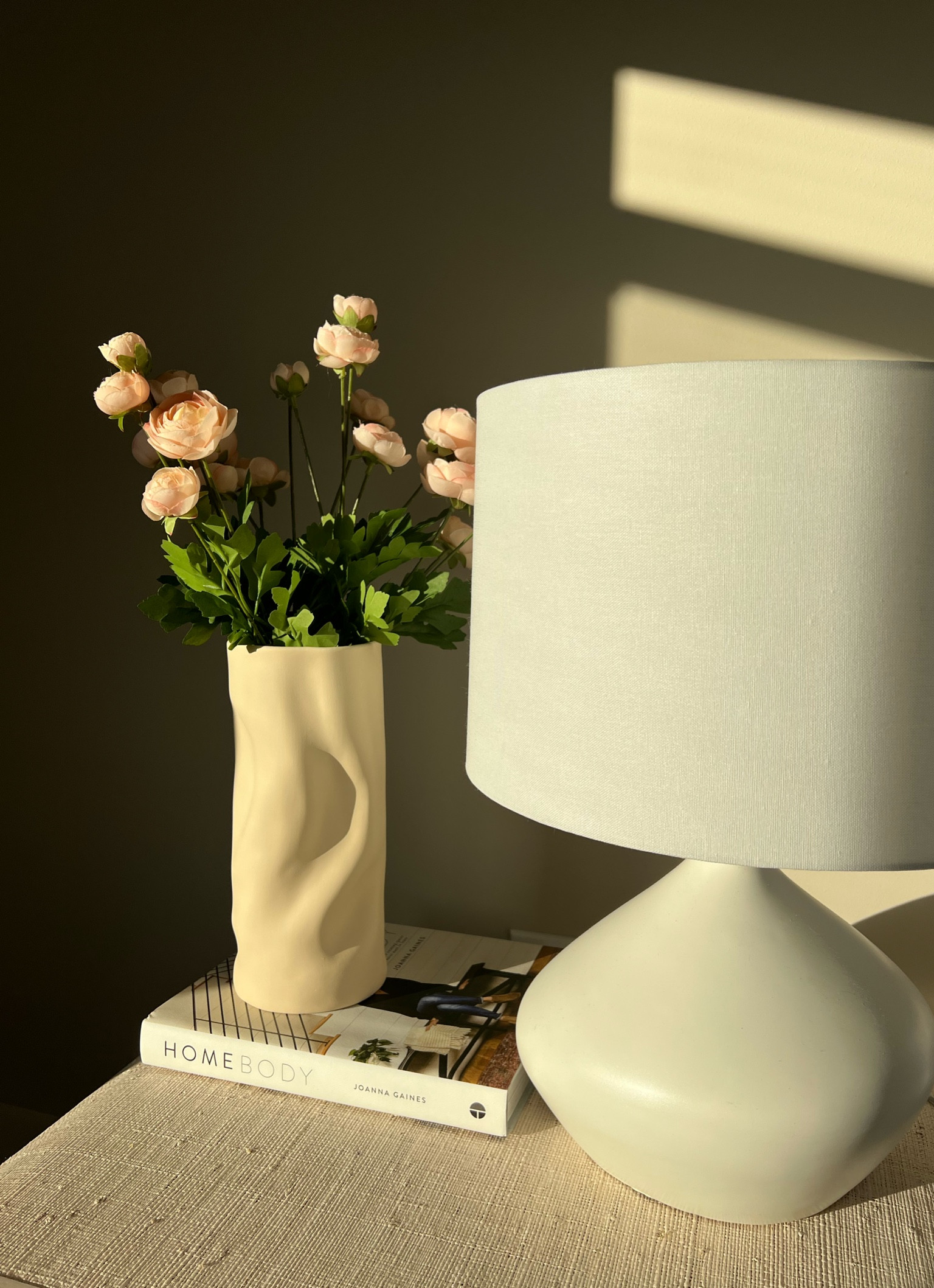 Neutral & minimal nightstand styling 🤍


#amazonhome #amazonfinds #amazondecor #amazonhomedecor #homedecor

#LTKstyletip #LTKSeasonal #LTKhome