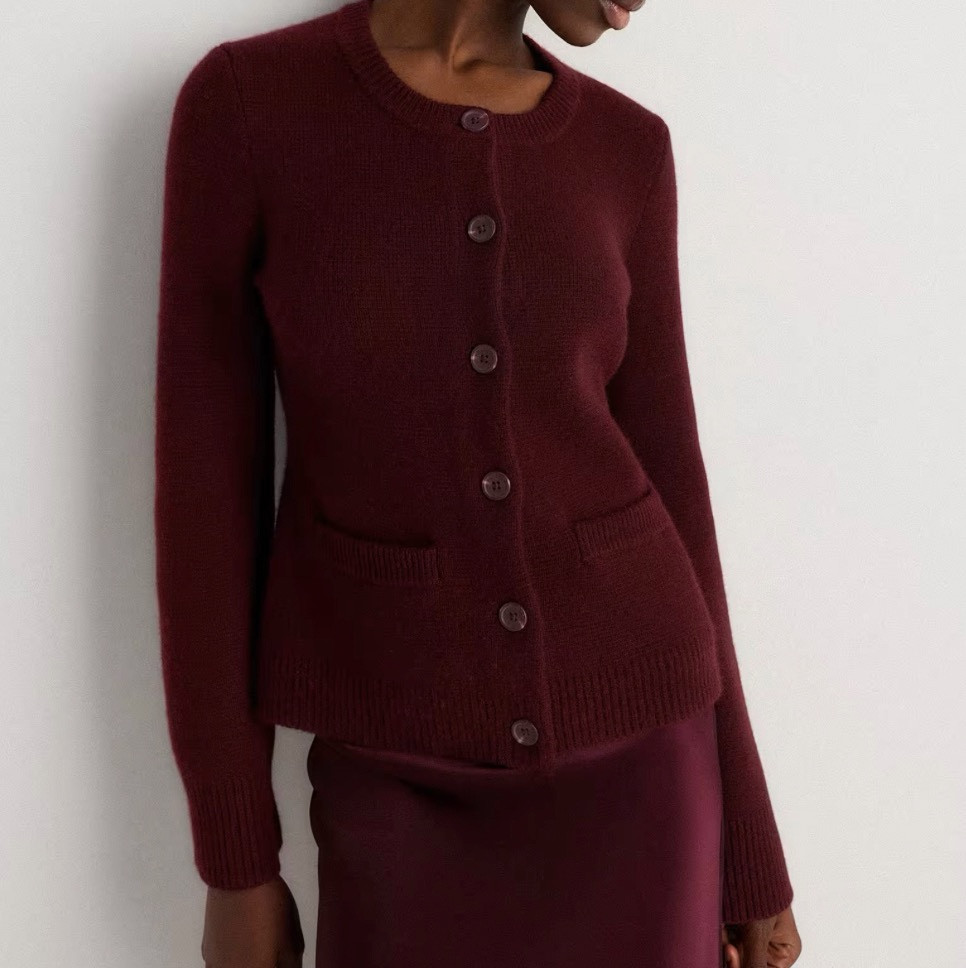 Cozy cashmere on sale! 

#LTKGiftGuide #LTKSeasonal #LTKFindsUnder100