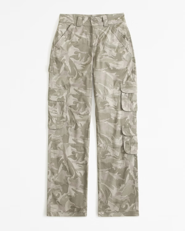 Women's Curve Love Relaxed Cargo Pant | Women's Clearance | Abercrombie.com | Abercrombie & Fitch (US)