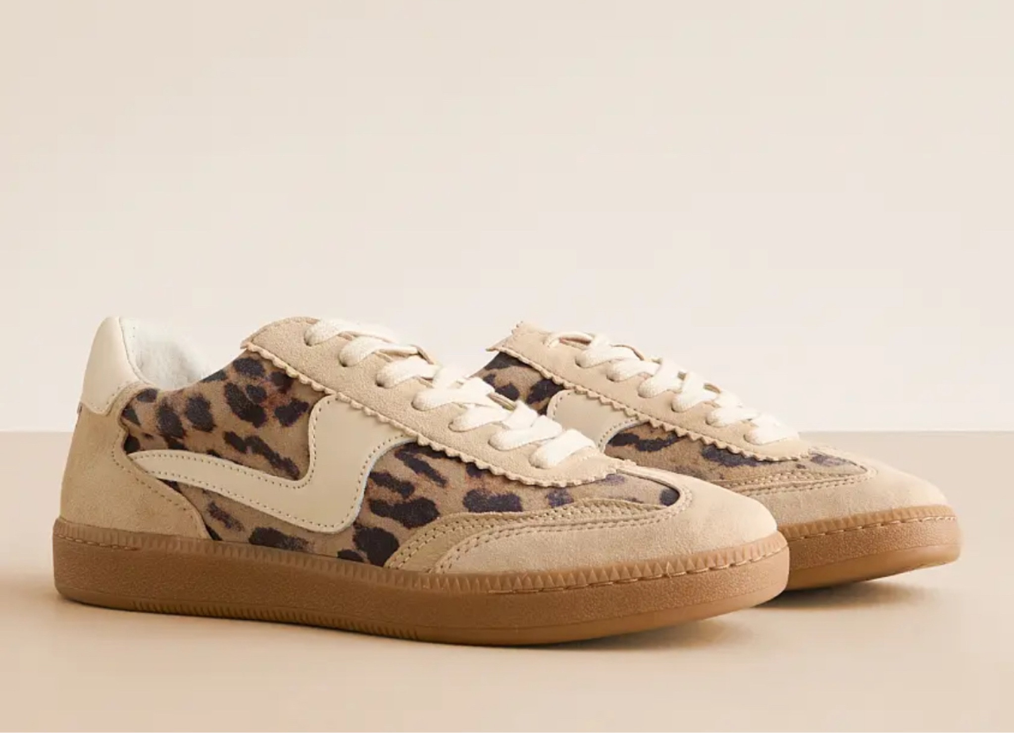 Viral shoes 😍 snag them now!

#LTKshoecrush #LTKstyletip #LTKmidsize