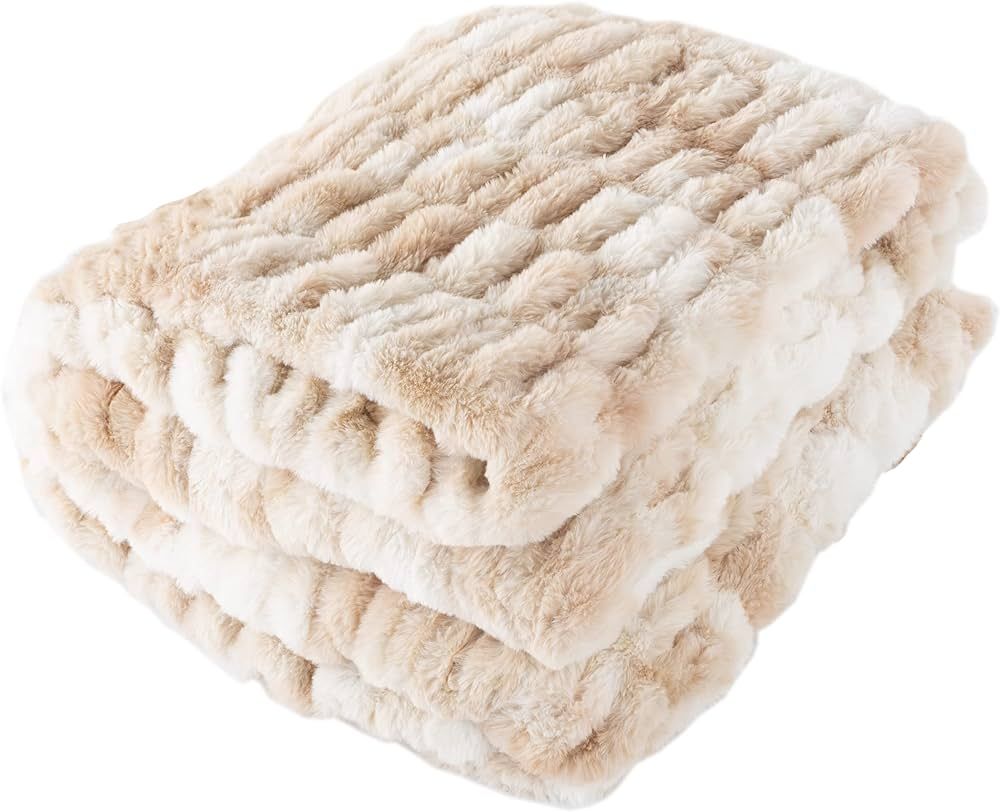 Lavish Home Oversized Ruched Faux Fur Blanket - 60x80-Inch Jacquard Faux Fur Queen-Size Throw for... | Amazon (US)