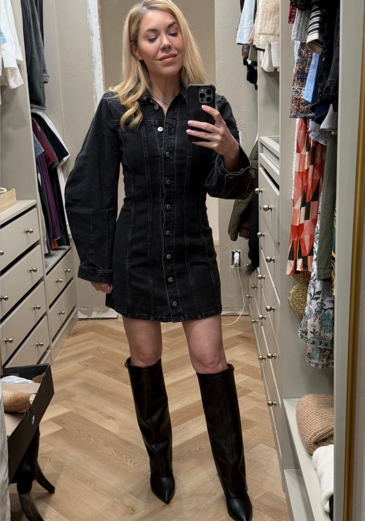 This dress has the cutest fit and is on major sale! 

#LTKHoliday #LTKFindsUnder50 #LTKSaleAlert