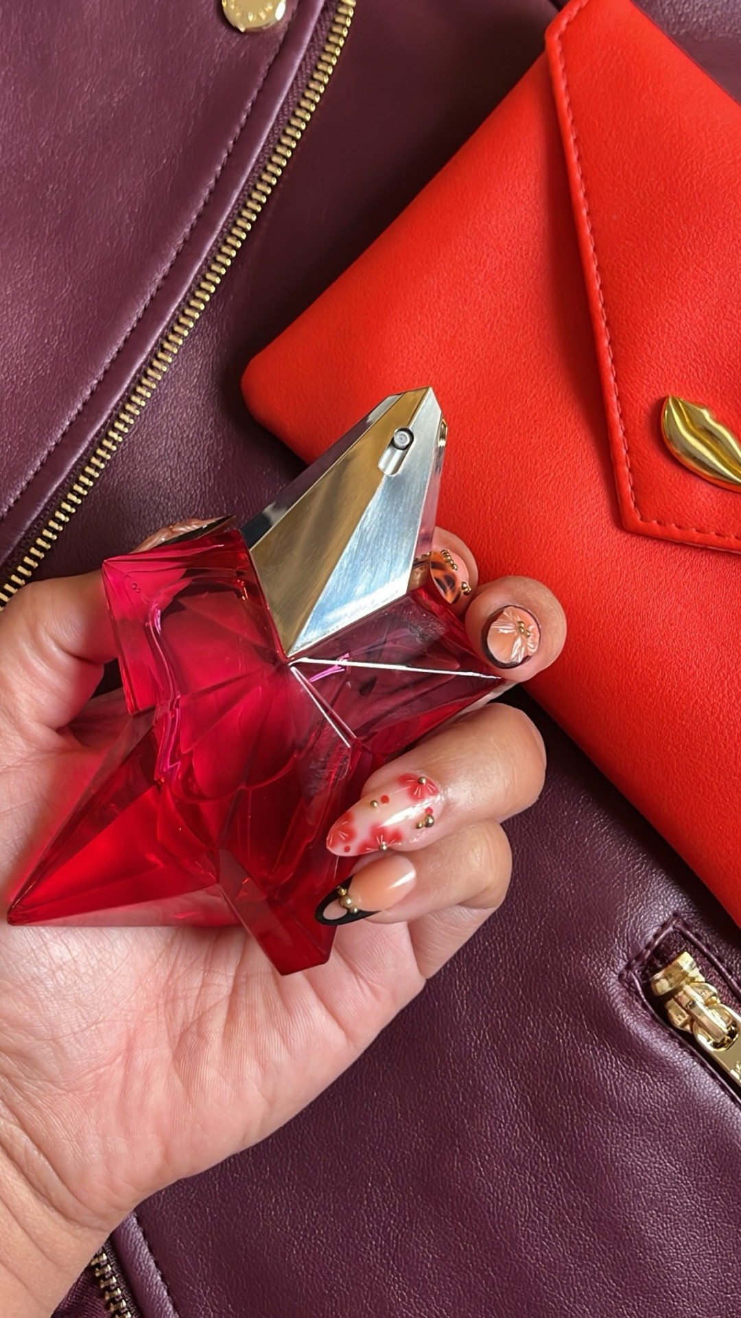 Cardi B sprayed her audience with this perfume 😍 

#LTKVideo #LTKbeauty