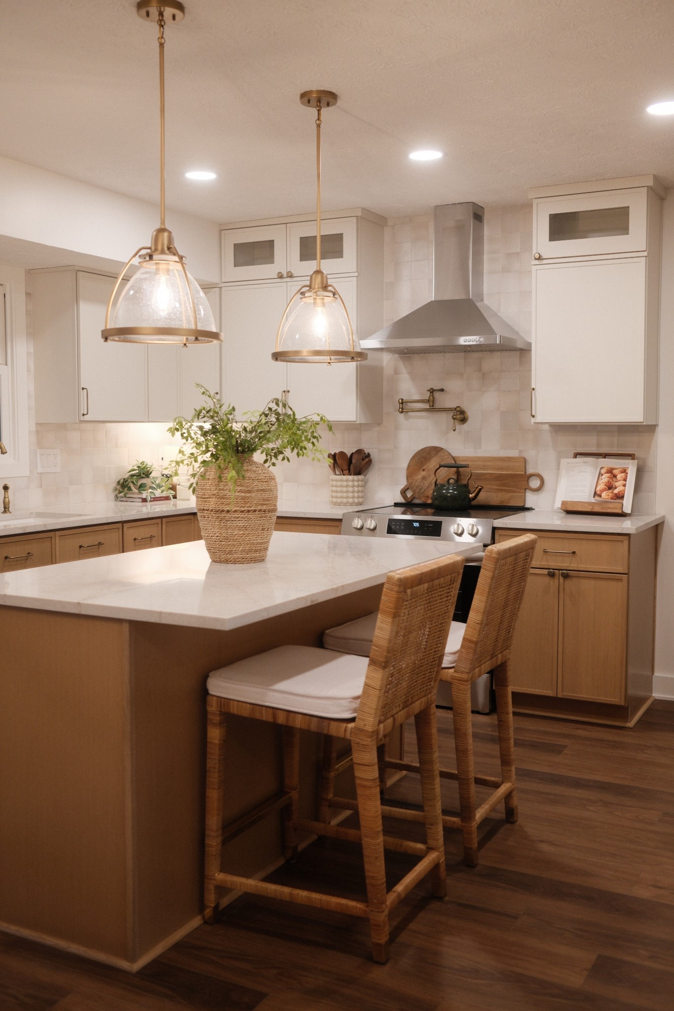 Flip house kitchen ✨ #home #reno #diy 

#LTKHome #LTKSeasonal