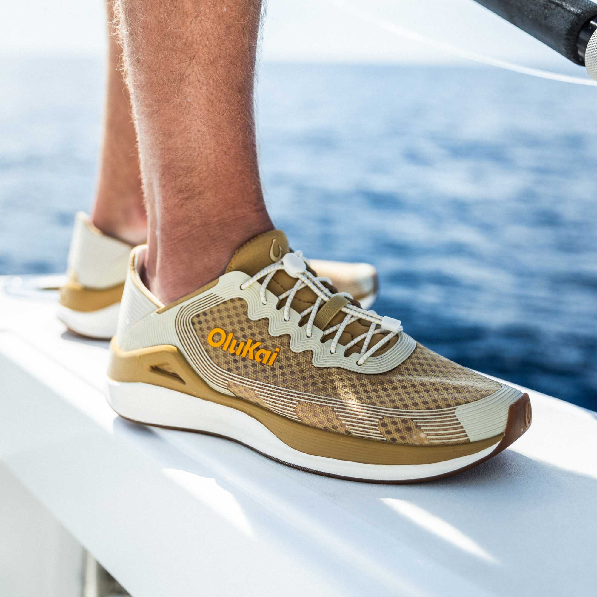 ‘Ahi Men’s Water Boat Shoes - Ash / Sterling | OluKai | OluKai