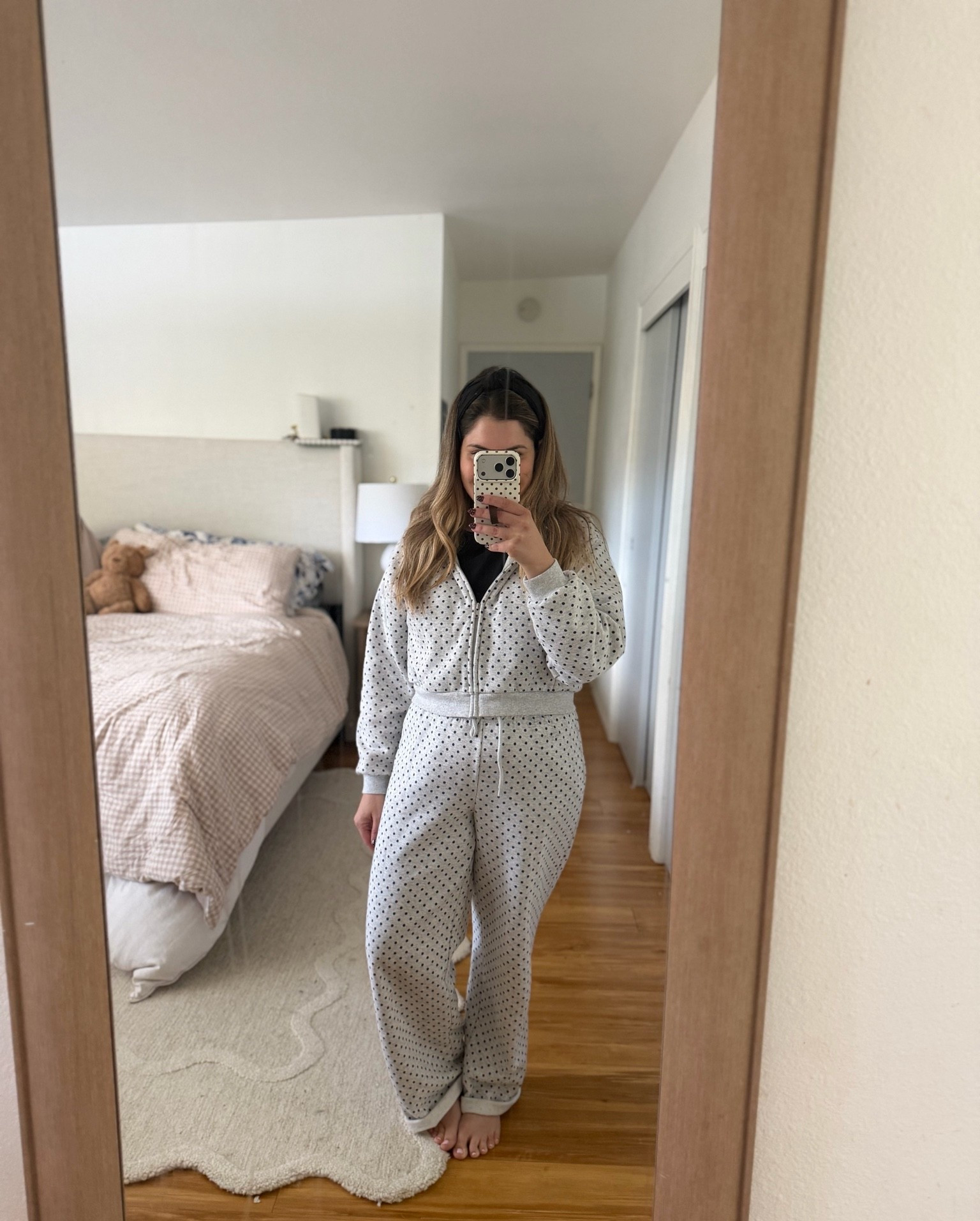 The most comfortable sweat outfit I own. The pants run big and the sweatshirt runs normal. I am wearing size small pants (usually size medium) and size medium sweatshirt (my usual size)


I’ve been throwing this on for school drop off all week! Also obsessed w/ my new gray scallop rug from my Texas house.

#LTKootd #LTKmomlife #LTKPetite