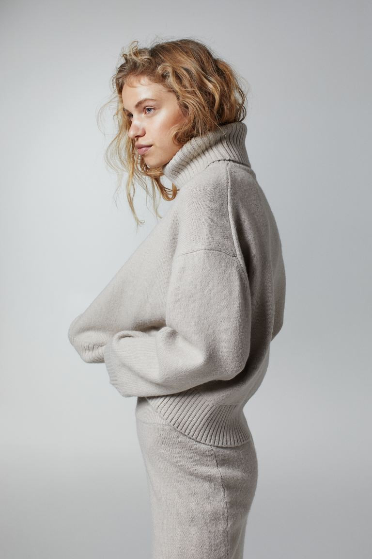 Oversized Turtleneck Sweater | H&M (US + CA)