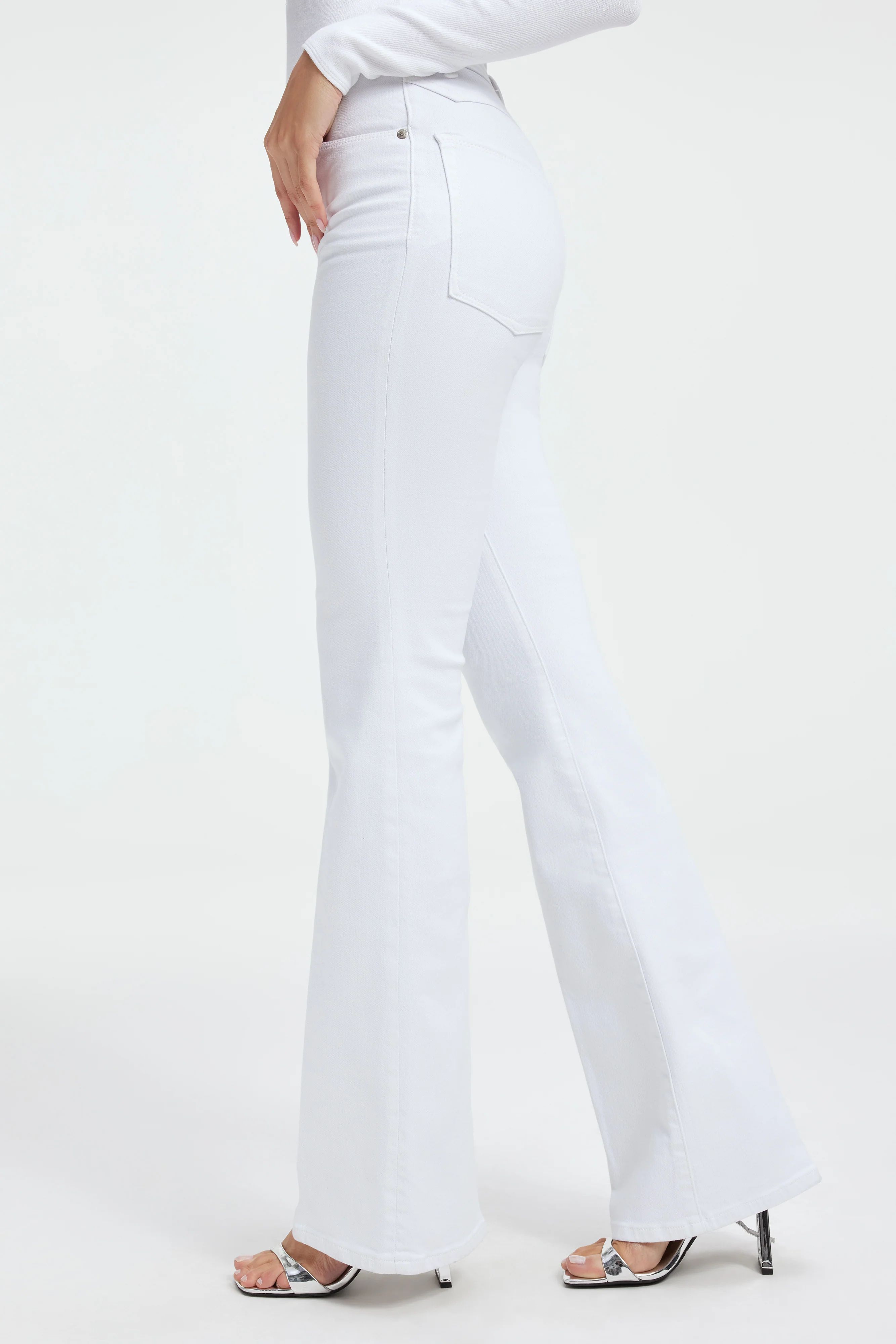 GOOD CLASSIC BOOTCUT JEANS | WHITE001 | Good American