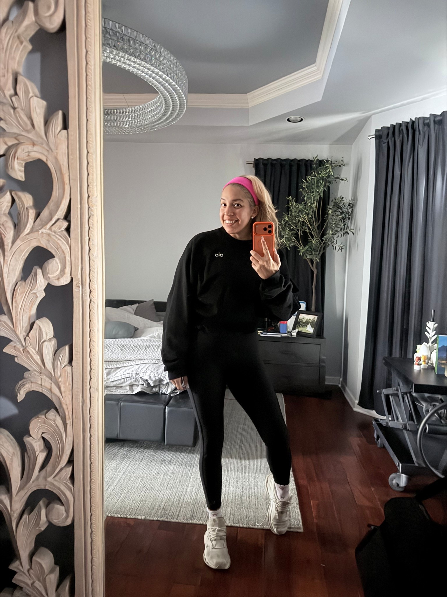 @Alo Yoga 

#LTKActive #LTKselfcare #LTKValentine