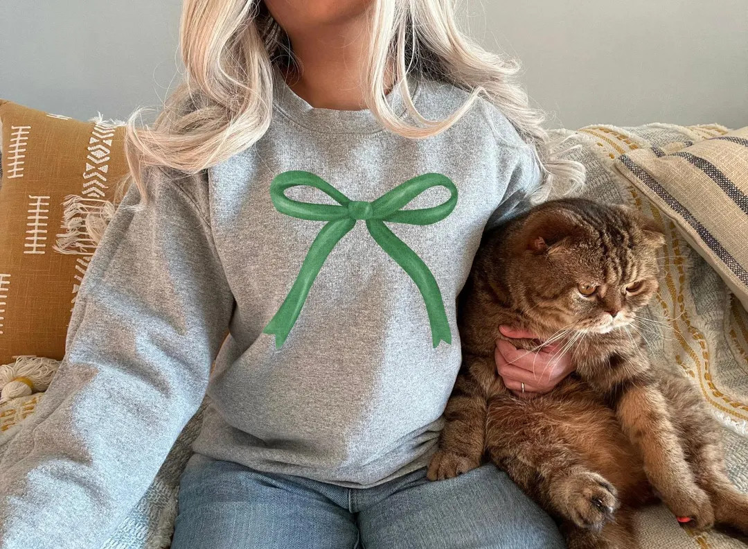 Coquette Green Bow Sweatshirt Unisex Crewneck Jumper, Cute Pullover, Vintage Style Top, Casual Sw... | Etsy (US)