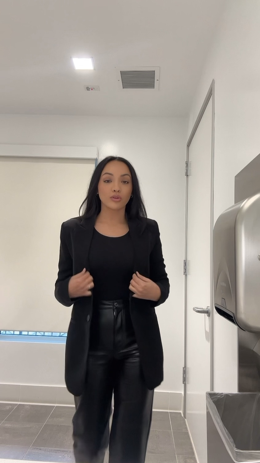 All black rainy day office outfitts

#LTKSeasonal #LTKPetite #LTKStyleTip