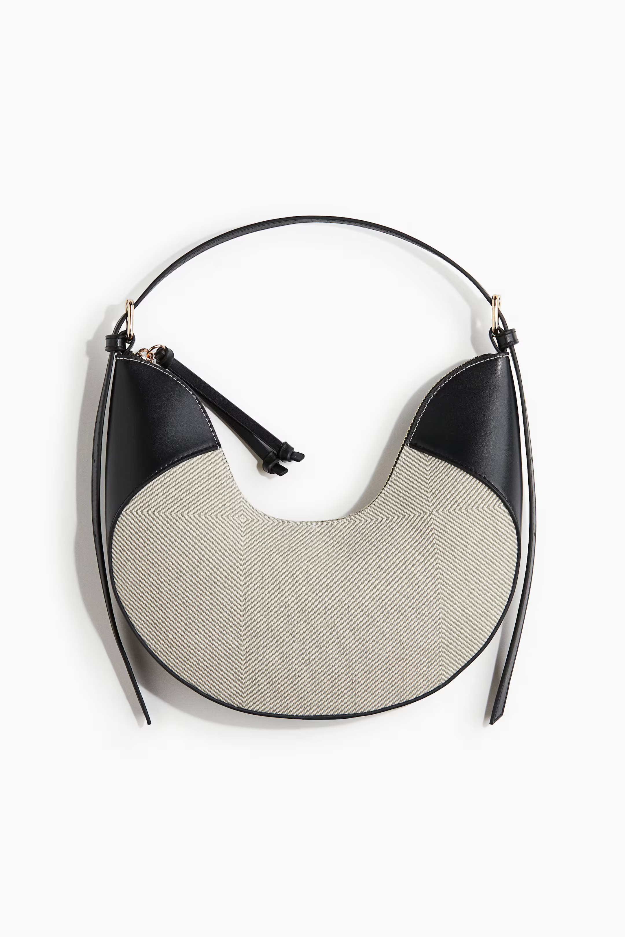 U-shaped shoulder bag | H&M (UK, MY, IN, SG, PH, TW, HK)