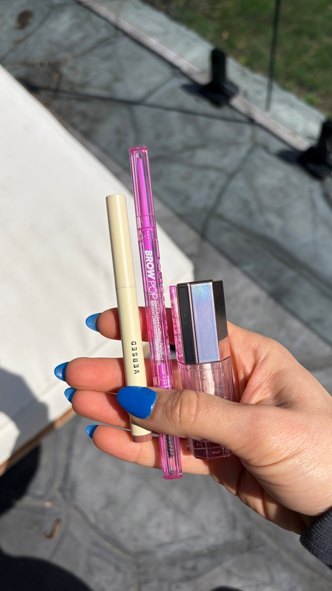 My GO TO lip combo and yes that’s a brow pencil lol:
Versed lip contour: Sculpt
Kosas Brow Pencil: Medium Chocolate brown
Lancôme Lip Idole: Soft Pink 

#LTKgiftguide #LTKsummer #LTKbeauty