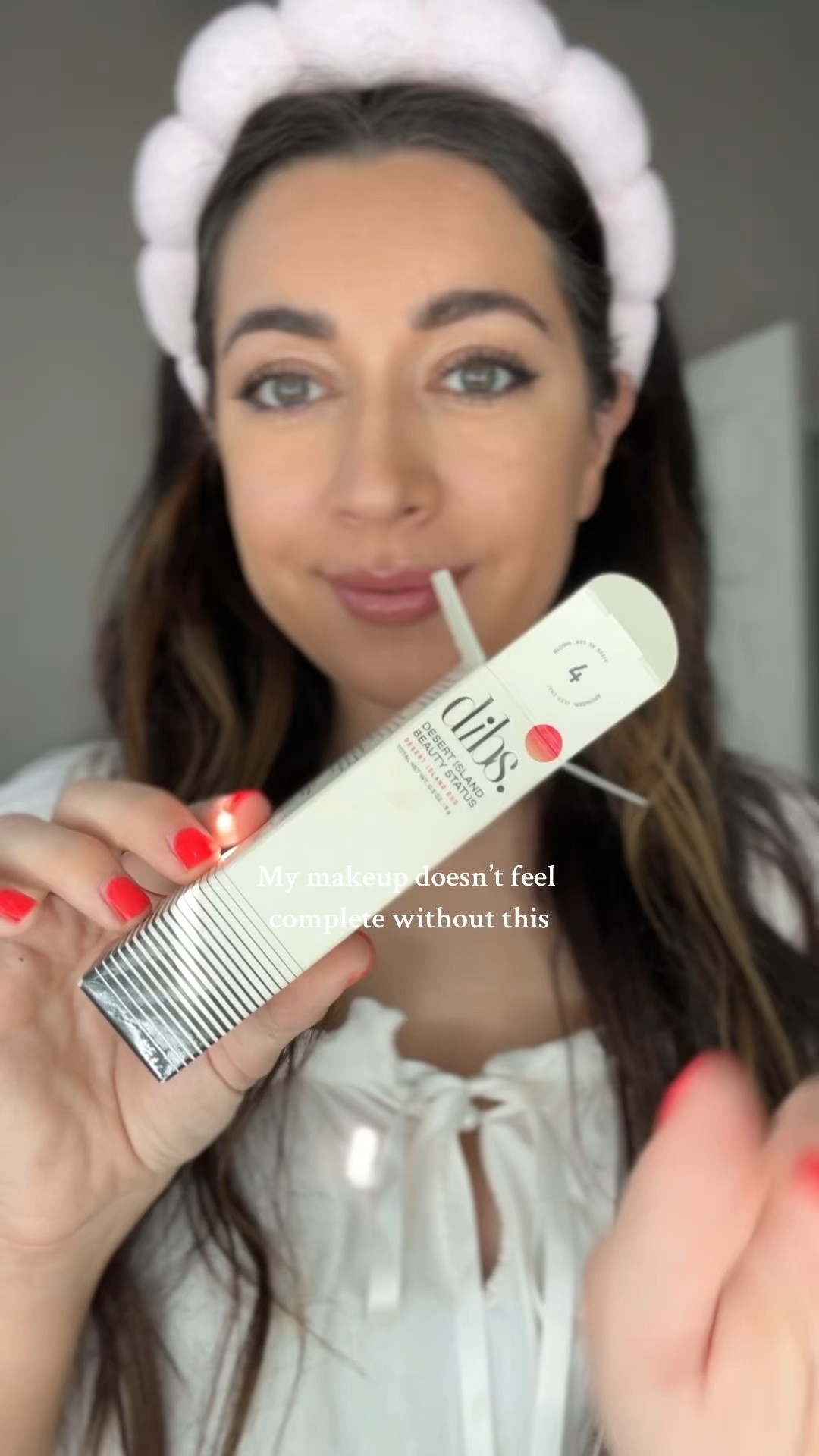 I wear dibs beauty every day, and recently tried shade 4!! Such a gorgeous color of cream blush and contour!! Also wearing dibs lip liner, and eyeshadow pallet!

#LTKVideo #LTKSeasonal #LTKBeauty