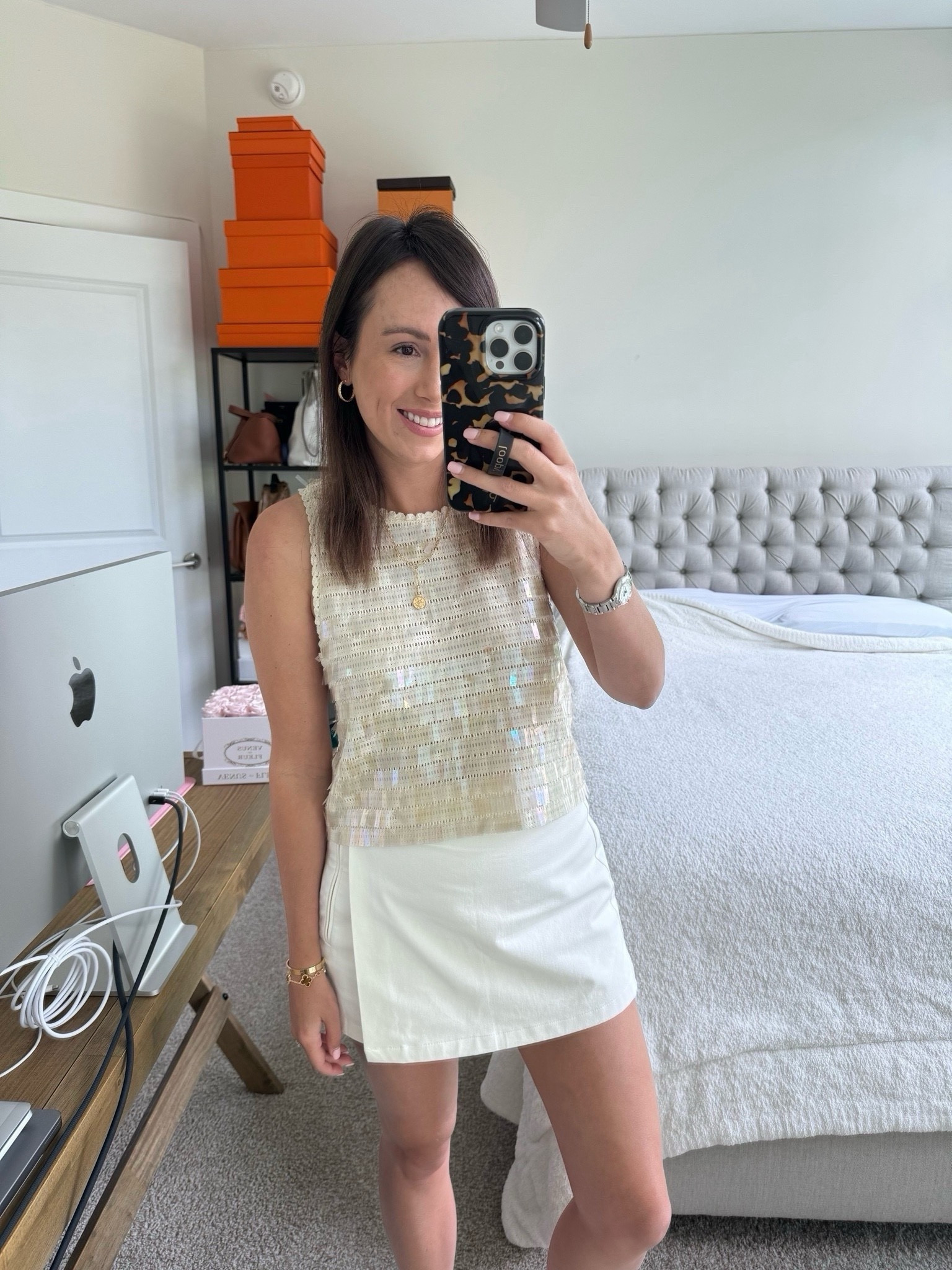 J crew skort 2 and sequin tank xs- skort runs a little small   



#LTKSeasonal #LTKFindsUnder100 #LTKHoliday