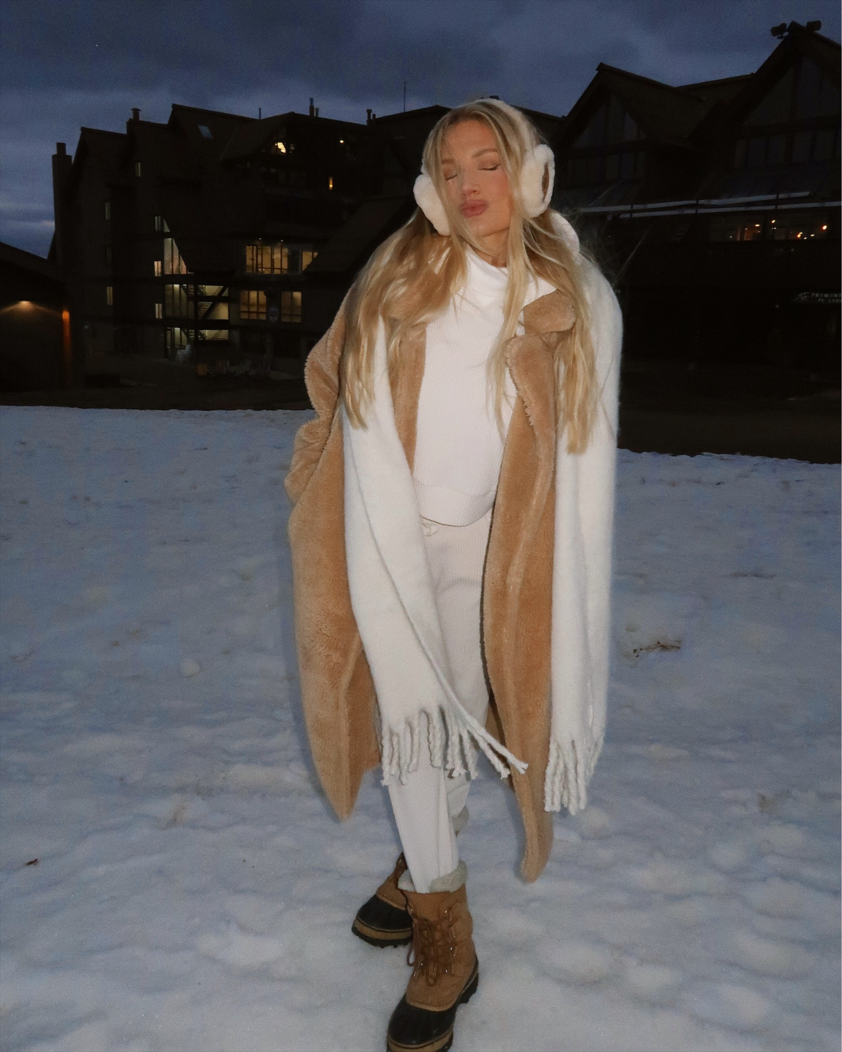 Alo Sherpa coat size S, Alo Muse hoodie size M, Alo Muse sweatpants size XS, boots TTS

#alo #abercrombie #sorel #ugg #earmuffs #winterstyle #snow #boots #ootd 

#LTKfindsunder100 #LTKshoecrush #LTKCyberWeek