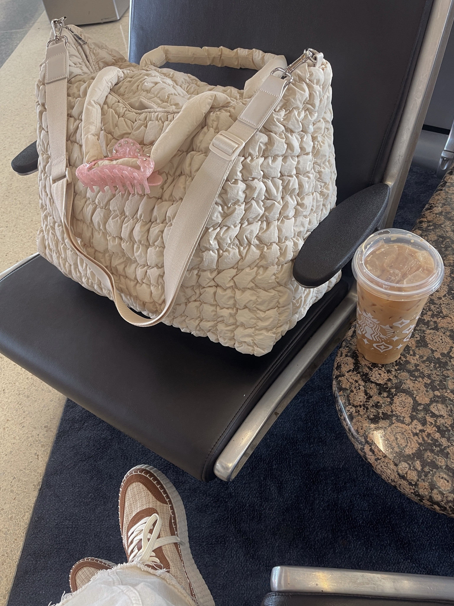 Target quilted weekender! So so cute and holds A LOT! 🤍🌟

#LTKtravel #LTKHoliday #LTKCyberWeek