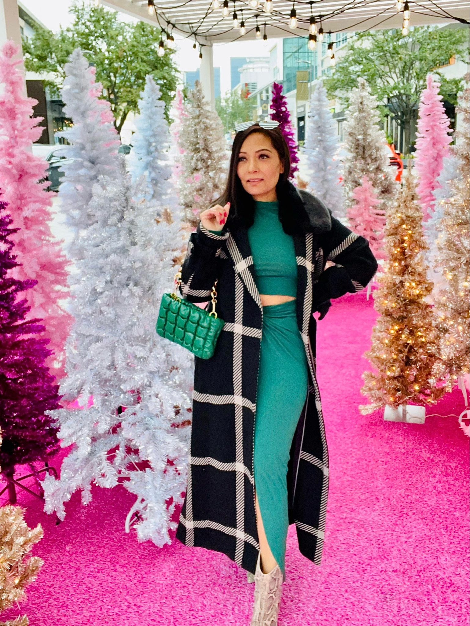 Holiday vibe 

#LTKstyletip #LTKSeasonal #LTKHoliday