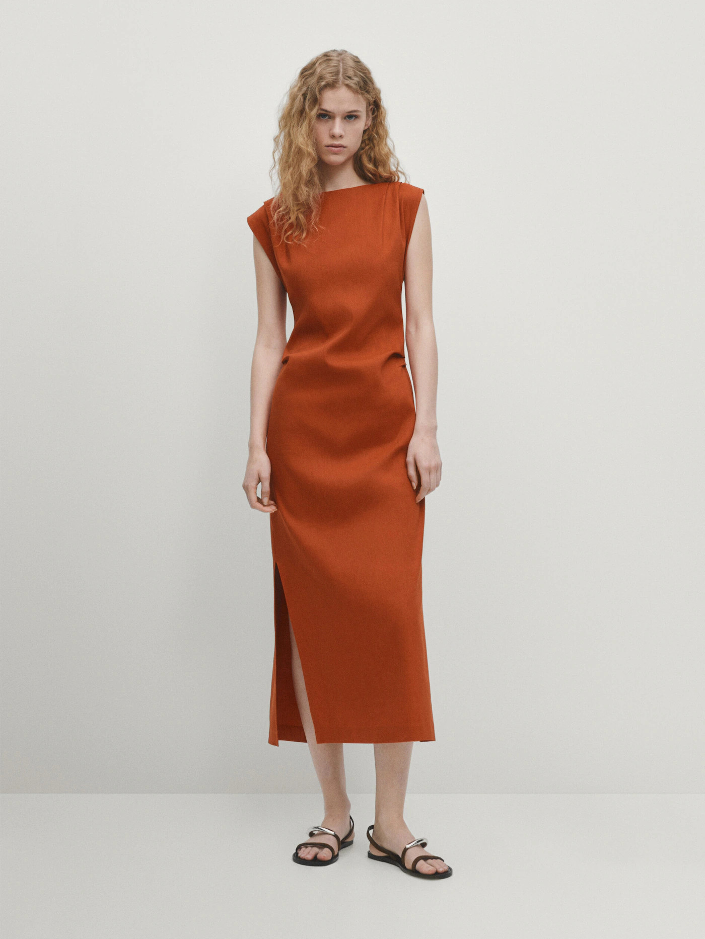 Linen blend stretch dress with pleated detail | Massimo Dutti US