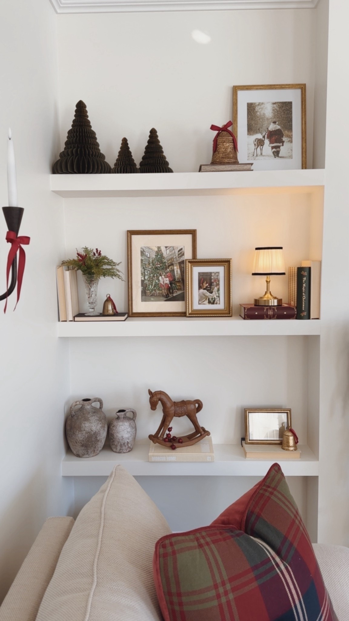 Christmas Shelf Styling ⭐️🎄

#LTKHome #LTKSeasonal #LTKHoliday