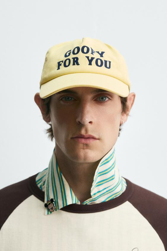 TEXT CAP HARRY LAMBERT FOR ZARA X DISNEY | Zara US