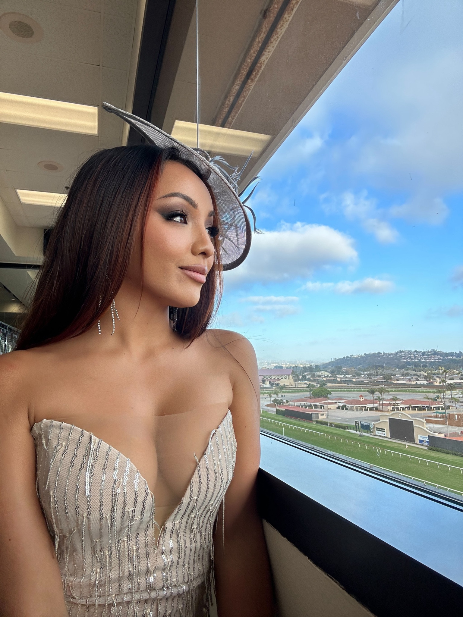 Selling The OC season 3 finale outfit!  🐎 Wearing a sequined dress and fascinator to the Del Mar Horse Race! 

#LTKParties