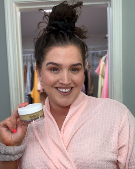 Get unready with me with ELEMIS Pro-Collagen Cleansing Balm 🧖🏼‍♀️ 
Takes off makeup quick + effectively while leaving skin clean and hydrated. 
Absorbent wrist bands for face washing 
Waffle kimono robe perfect lightweight option for Summer 

#LTKFindsUnder50 #LTKHome #LTKBeauty