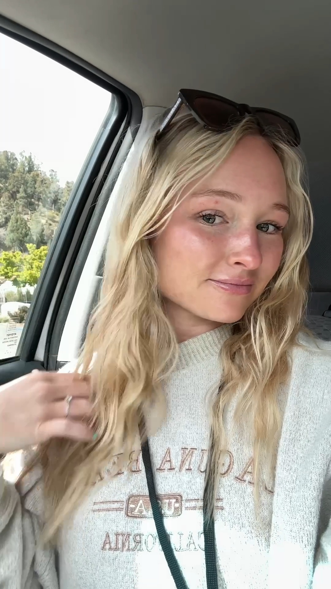 Loving this tan glowy makeup look for summer time! 

Glow recipe blush 
Caliray sun drip bronzer 
Merit complexion stick in sandstone 
Targe tubing mascara in black and brown 

#LTKWedding #LTKBeauty #LTKSeasonal