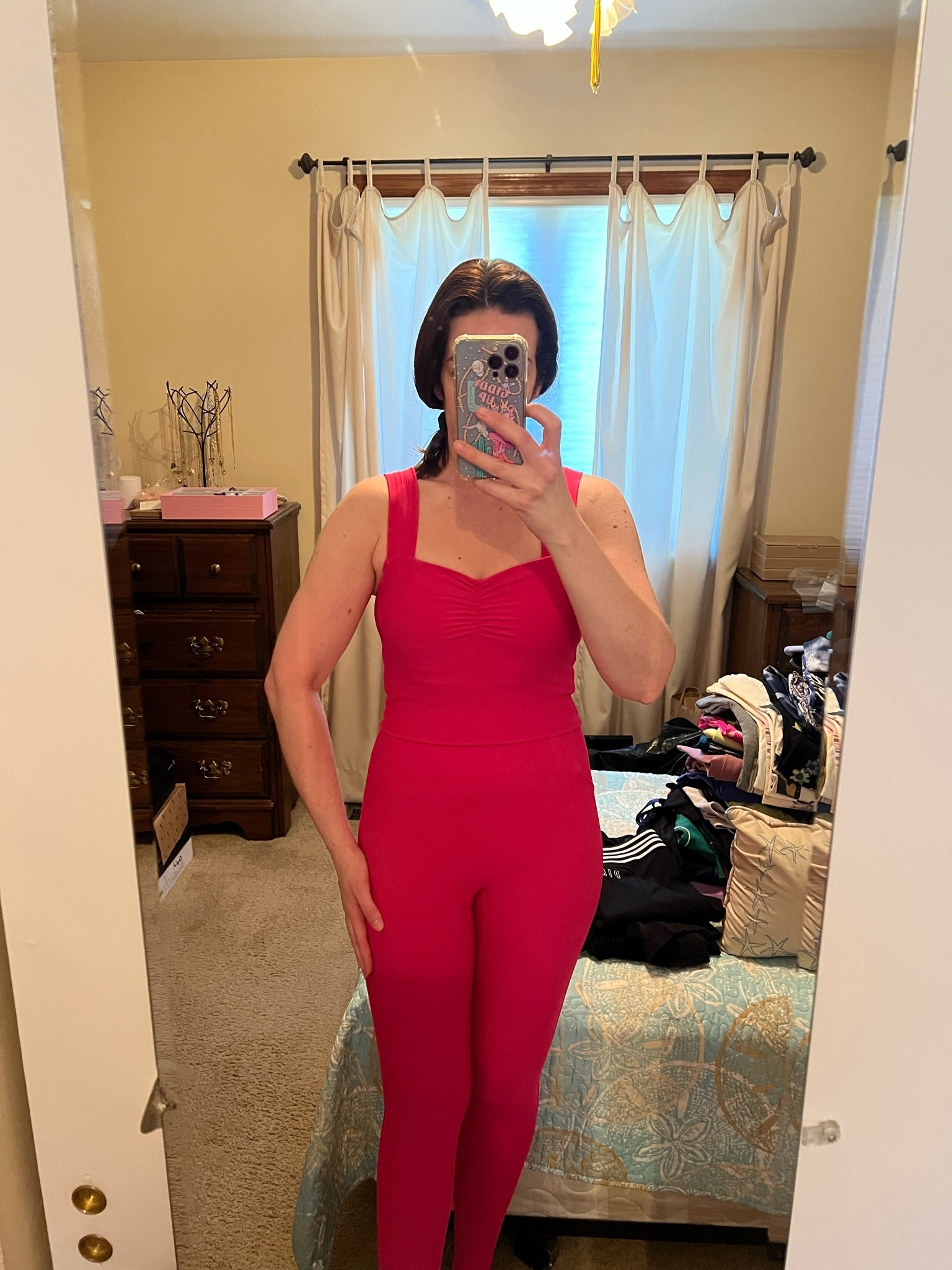 Pink ribbed workout top (m). Pink ribbed workout leggings (s). #workouttop #pinkworkouttop #pinktop #ribbedworkouttop #leggings #ribbedleggings #pinkleggings #fitnessgear #activewear

#LTKfitnessgoals #LTKSeasonal #LTKWorkwear